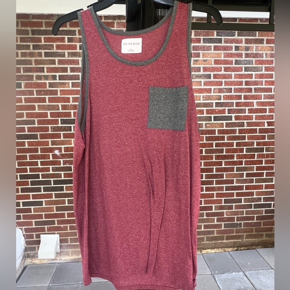 On the byas tank - Picture 1 of 4